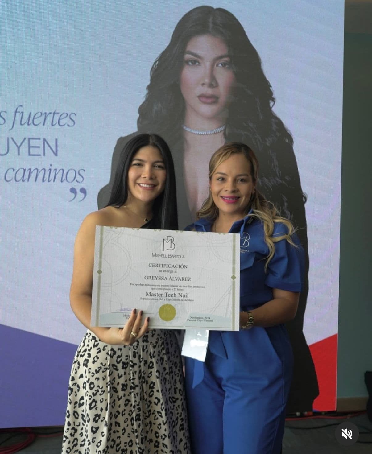 Diploma o constancia de programa completado