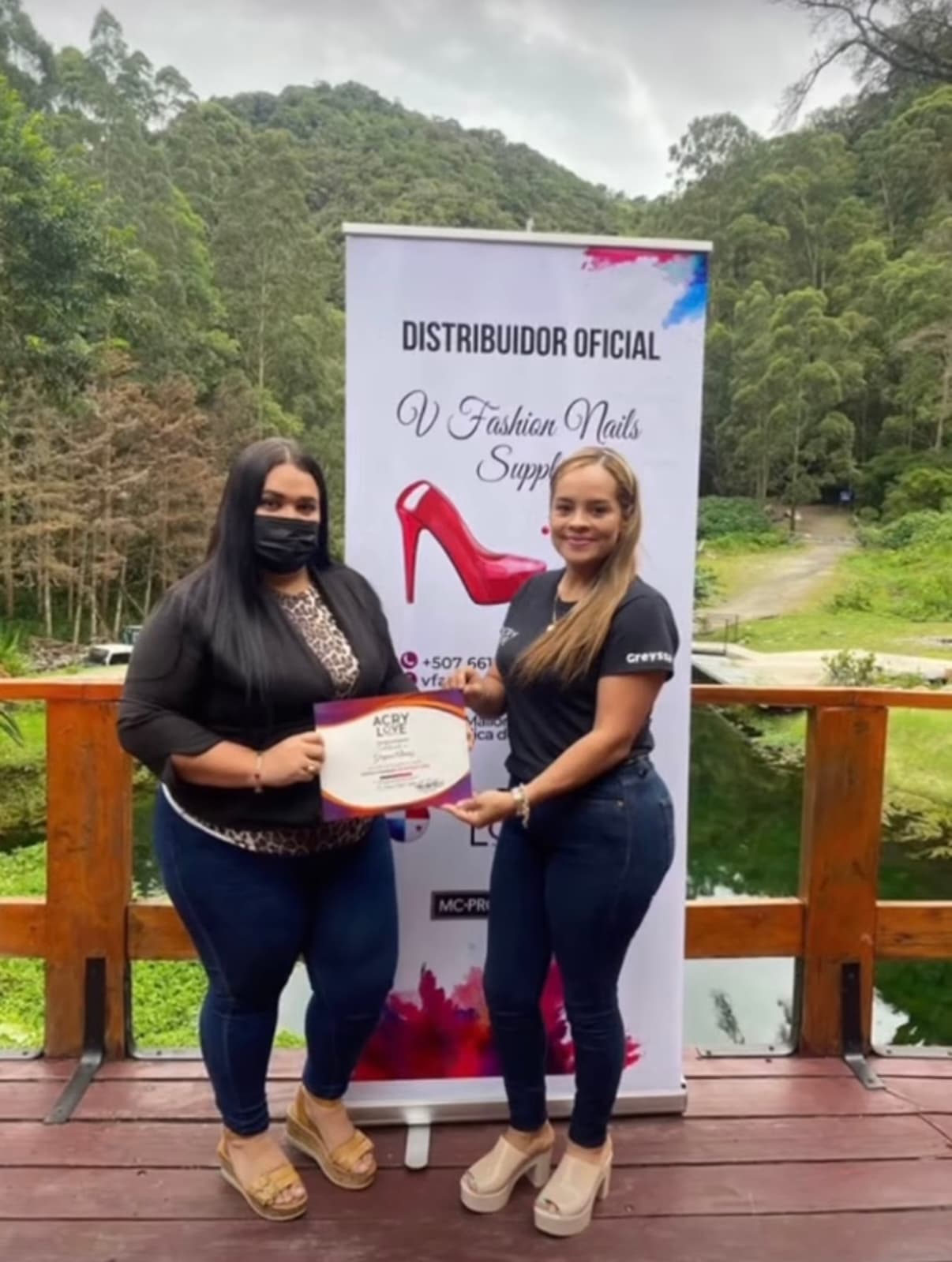 Certificación de formación en uñas